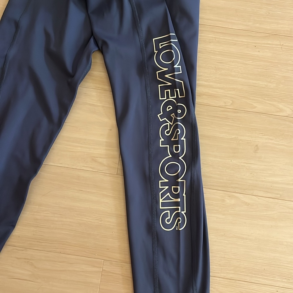 NWT LOVE & SPORTS WOMENS HIGH RISE FITNESS LEGGINGS WITH BLUE GOLD SIZE XL - Picture 11 of 15